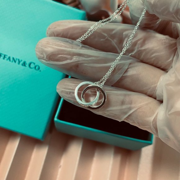 Tiffany & Co. Interlocking Circles Pendant Sterling Silver Necklace - Picture 2 of 9